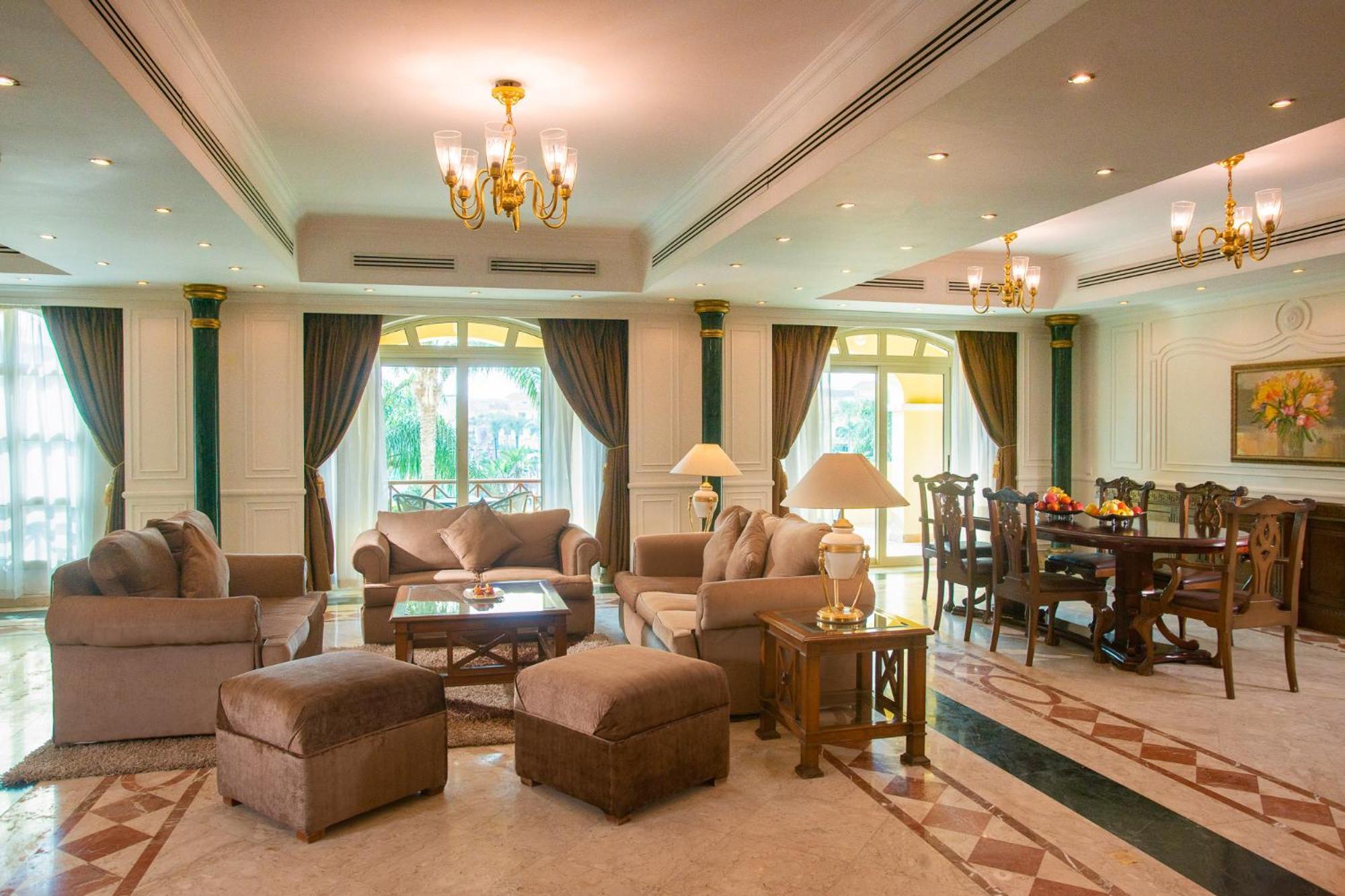 Moevenpick Hotel Cairo - Media City Giza Exterior foto A living room in a luxury villa